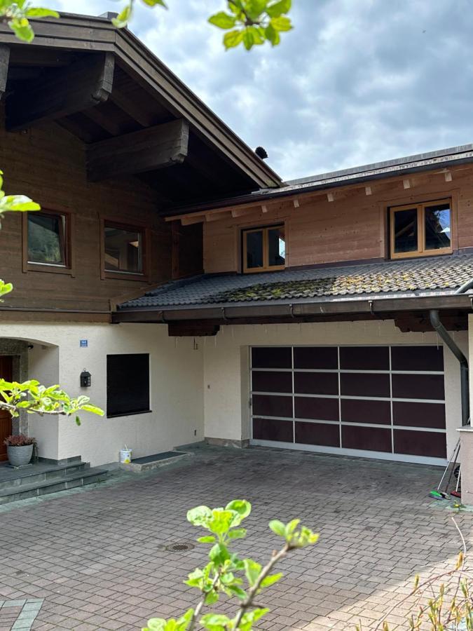 Haus Wenger Mountain View & Swimming Pool Apartment Капрун Екстериор снимка