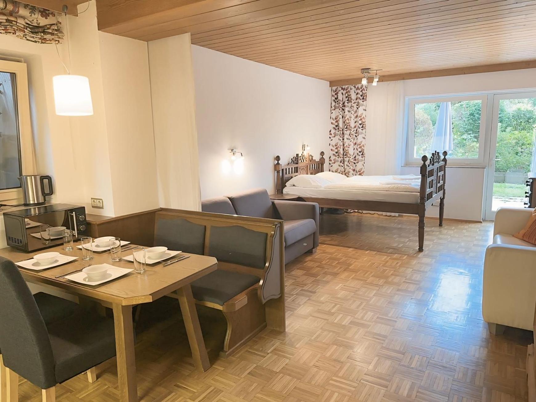 Haus Wenger Mountain View & Swimming Pool Apartment Капрун Екстериор снимка