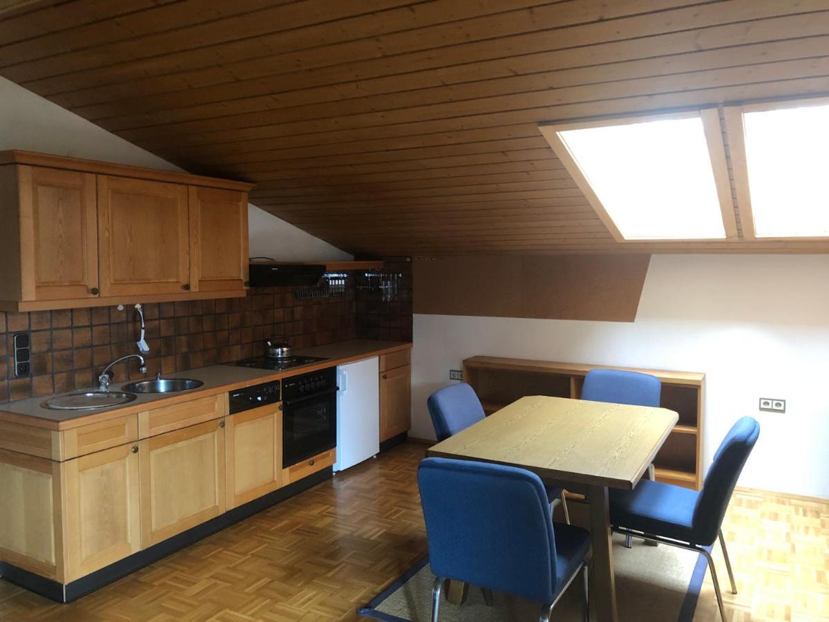 Haus Wenger Mountain View & Swimming Pool Apartment Капрун Екстериор снимка