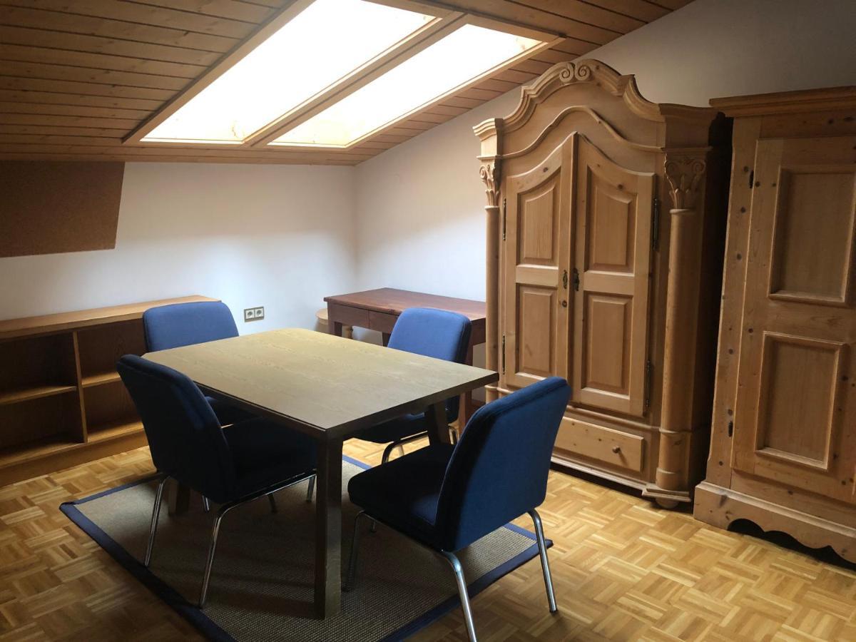 Haus Wenger Mountain View & Swimming Pool Apartment Капрун Екстериор снимка